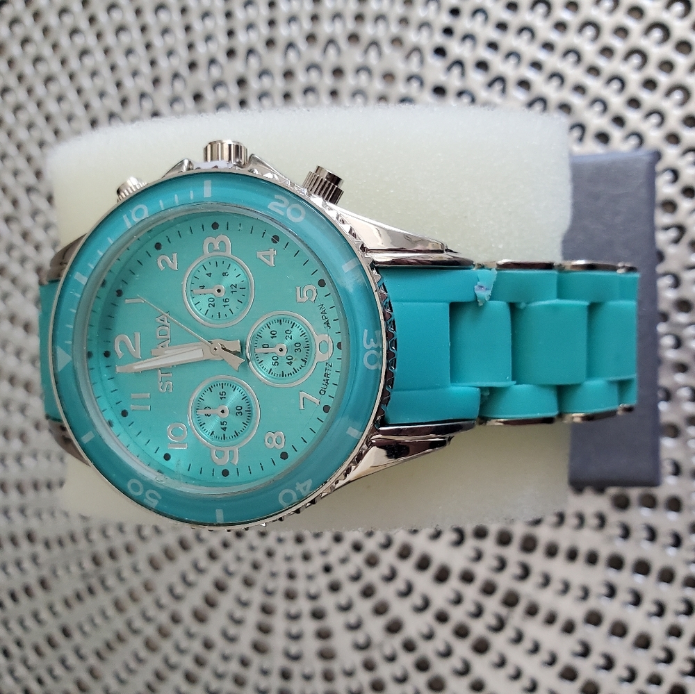 NWT Strada Watch - Picture 4 of 5